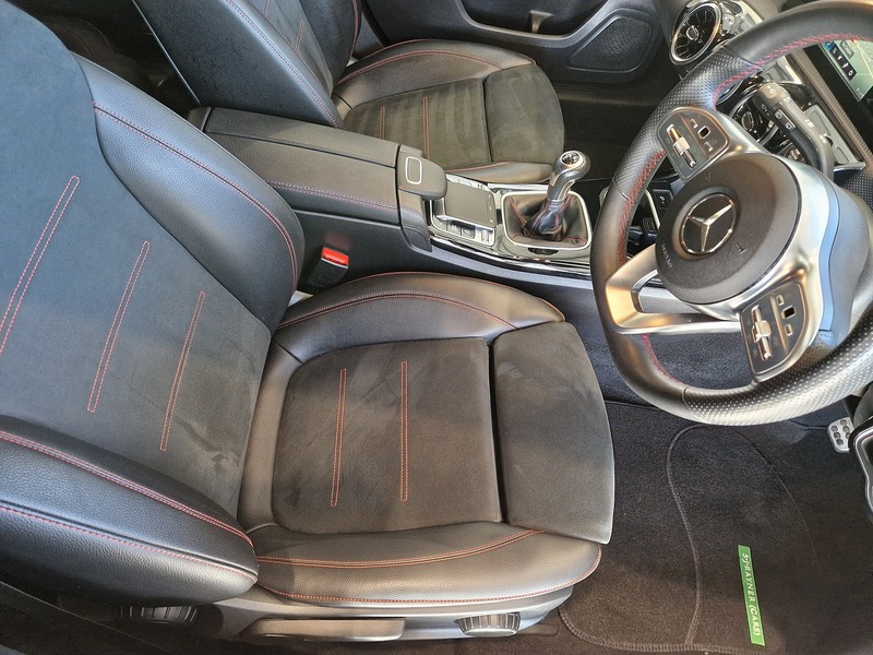 Mercedes-Benz A Class A200 AMG Line - U11586