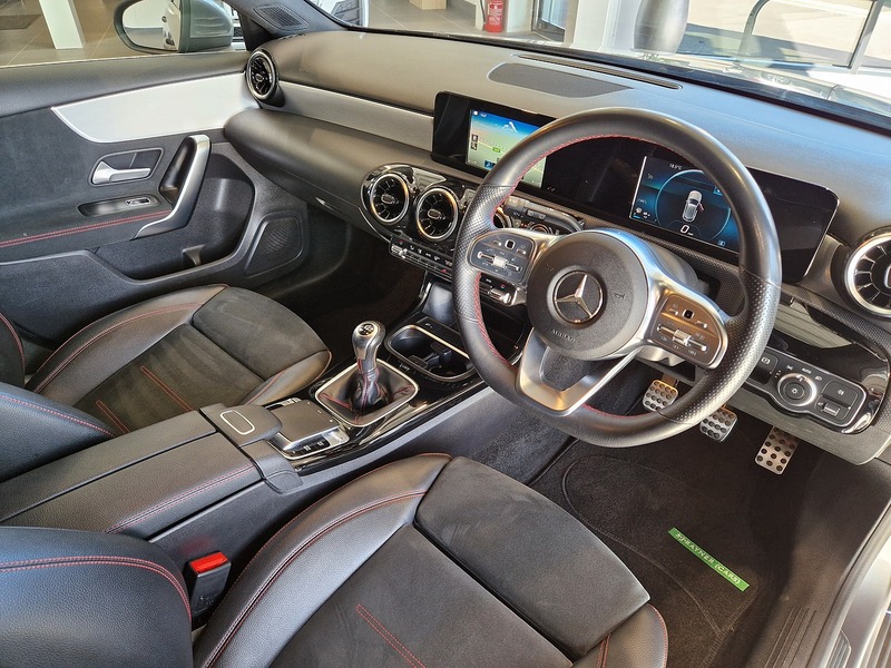 Mercedes-Benz A Class A200 AMG Line - U11586