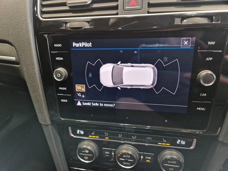 Volkswagen Golf TDI GTD - U11587