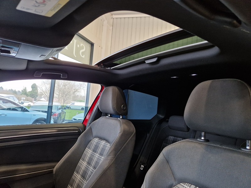 Volkswagen Golf TDI GTD - U11587