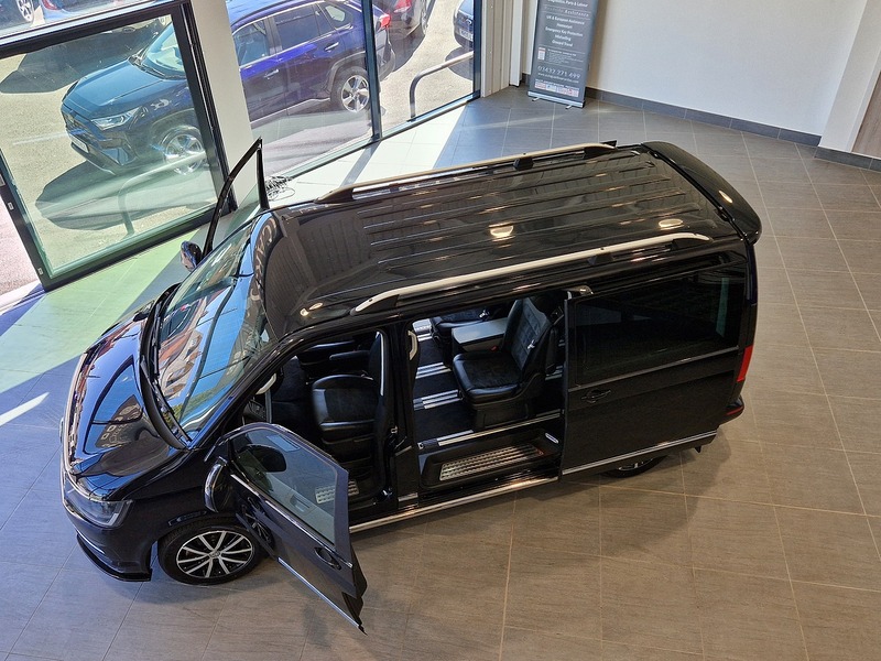 Volkswagen Caravelle BiTDI BlueMotion Tech Executive - U11599