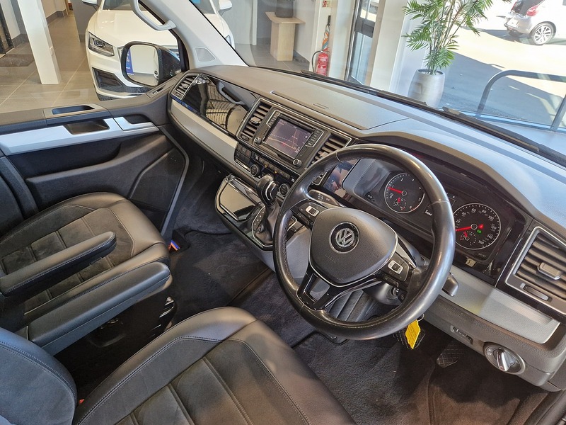 Volkswagen Caravelle BiTDI BlueMotion Tech Executive - U11599