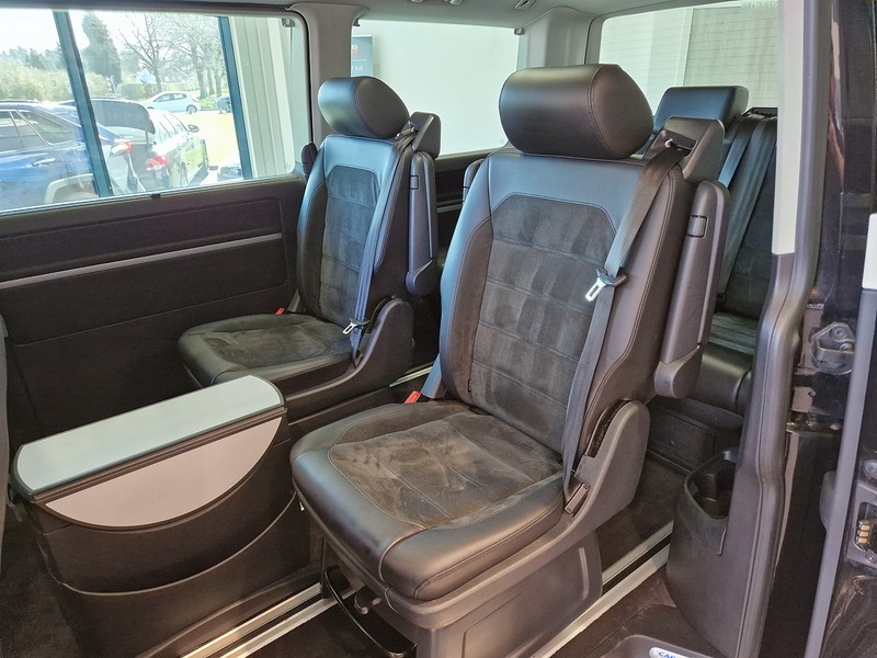 Volkswagen Caravelle BiTDI BlueMotion Tech Executive - U11599