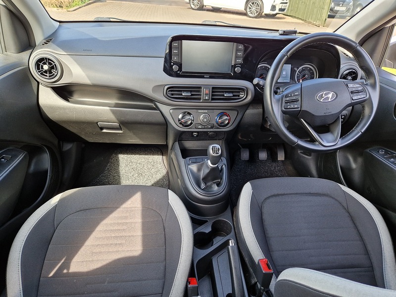 Hyundai i10 SE Connect - U11600