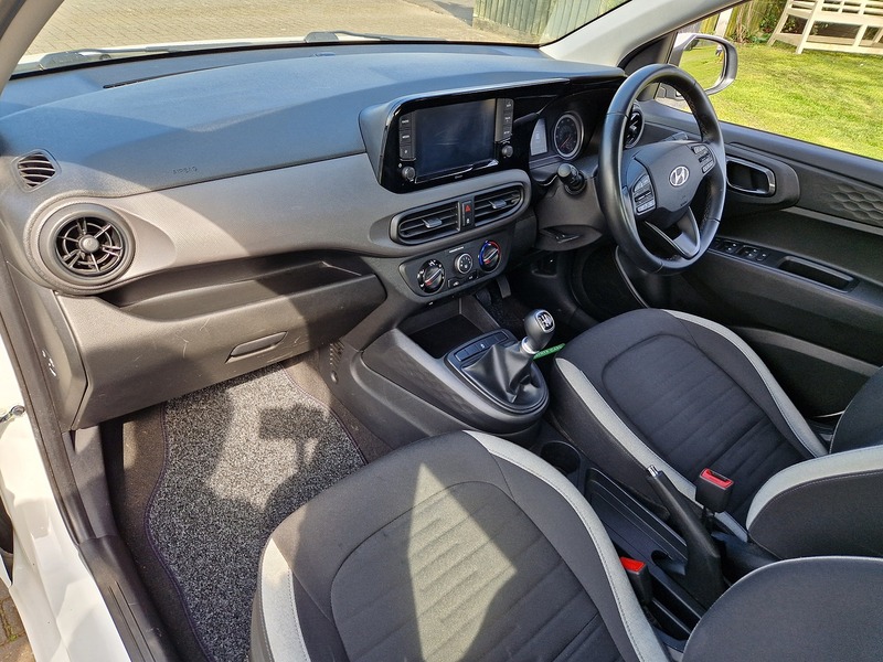 Hyundai i10 SE Connect - U11600