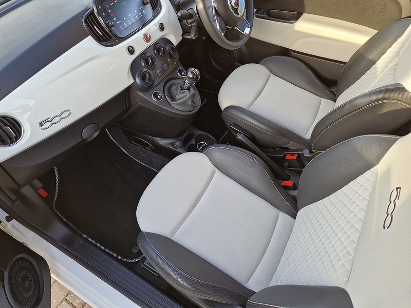 Fiat 500 MHEV Dolcevita - U11607