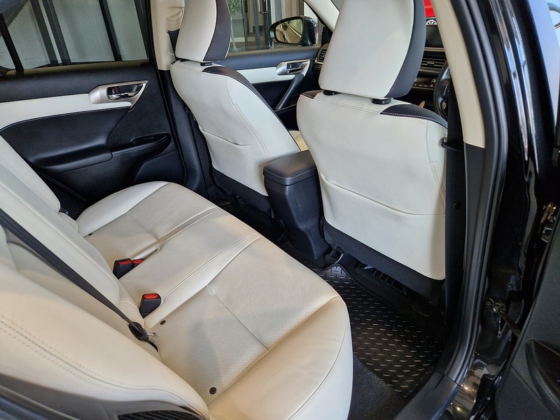 Lexus CT 200h Takumi - U11615