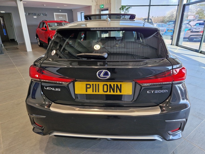 Lexus CT 200h Takumi - U11615