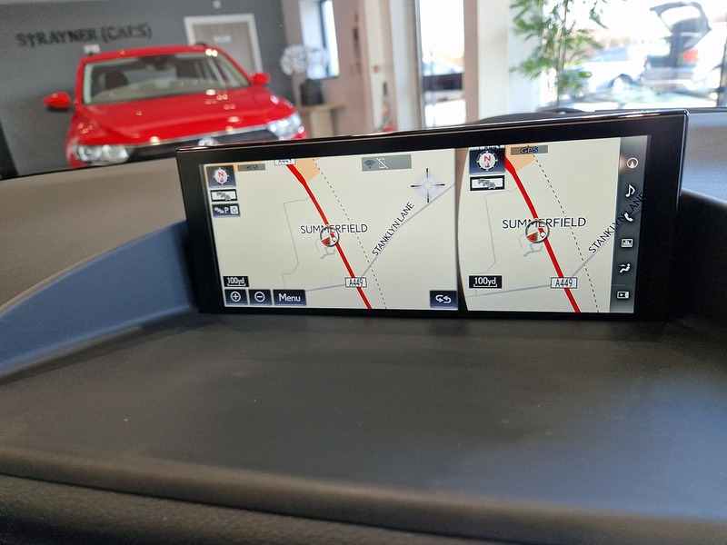 Lexus CT 200h Takumi - U11615