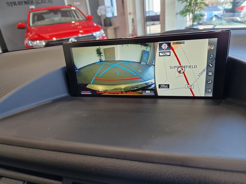 Lexus CT 200h Takumi - U11615