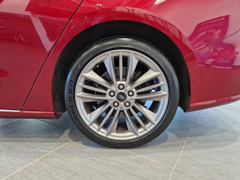 Ford Focus EcoBlue Vignale - U11619
