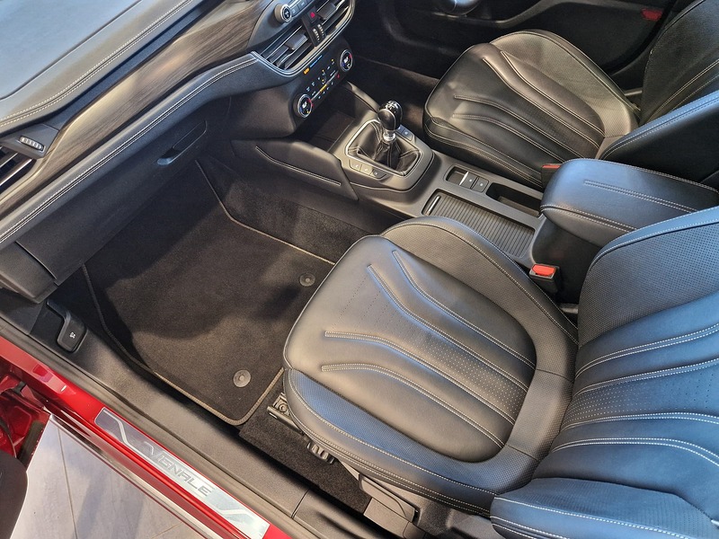 Ford Focus EcoBlue Vignale - U11619