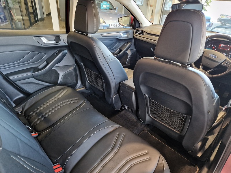 Ford Focus EcoBlue Vignale - U11619
