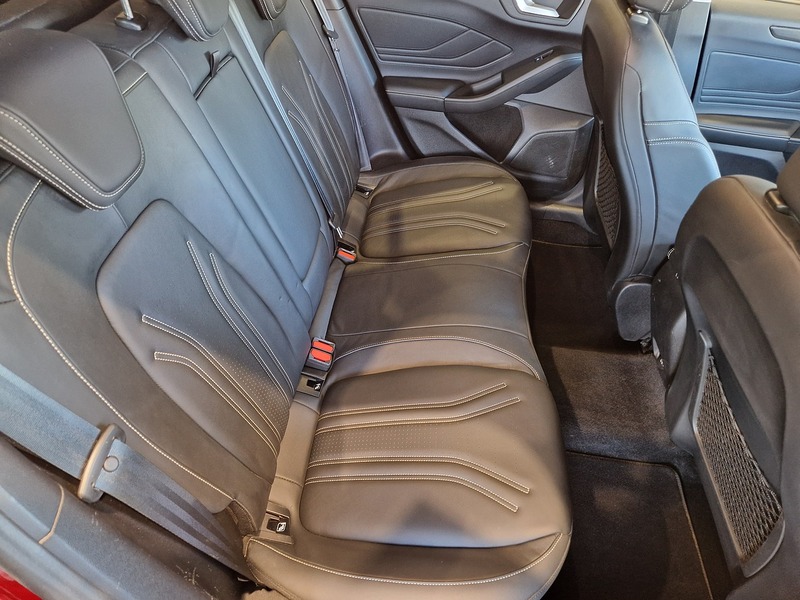 Ford Focus EcoBlue Vignale - U11619