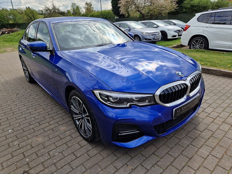 BMW 3 Series 330e M Sport - U11627