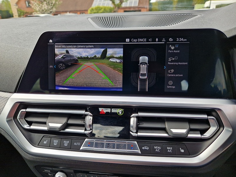 BMW 3 Series 330e M Sport - U11627