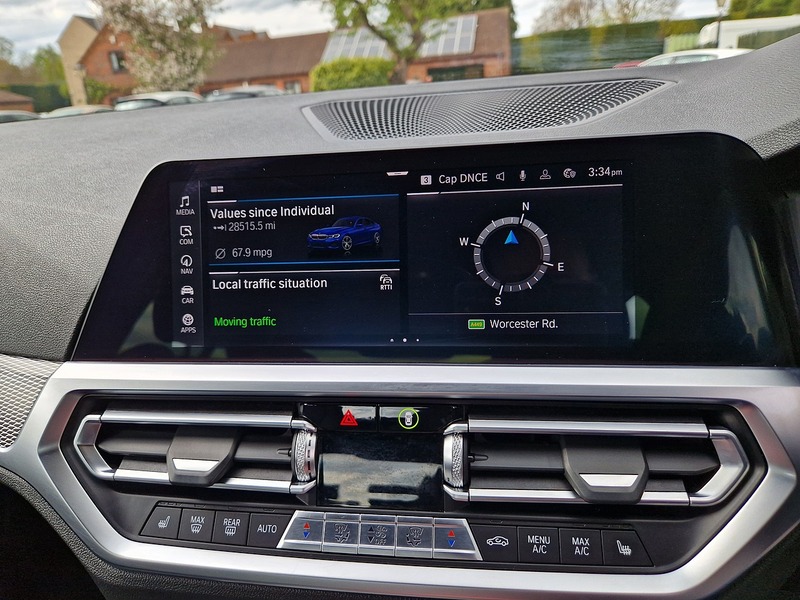 BMW 3 Series 330e M Sport - U11627