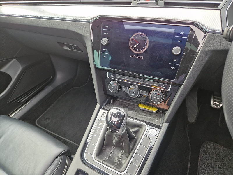 Volkswagen Passat TSI EVO R-Line - U11630