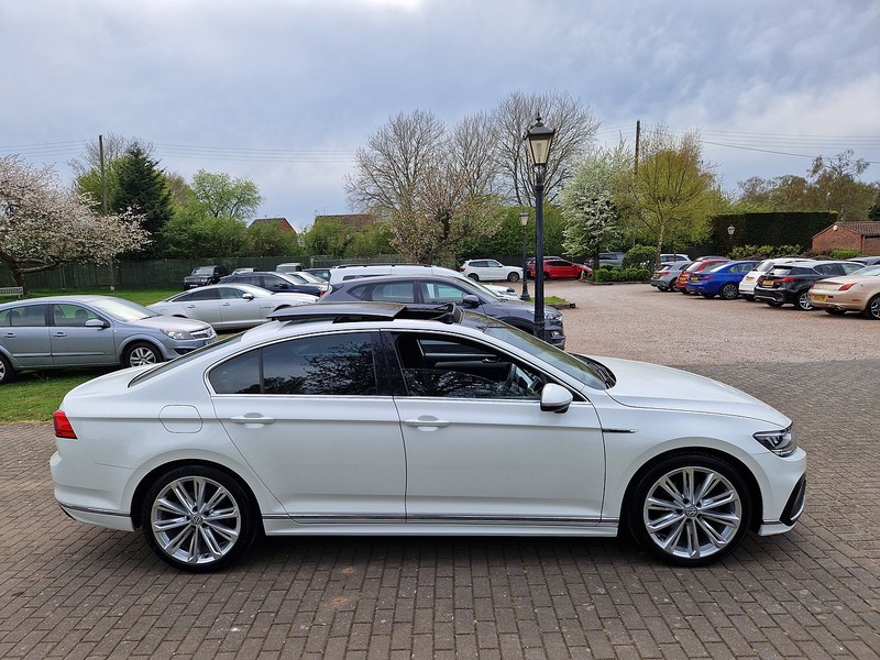 Volkswagen Passat TSI EVO R-Line - U11630