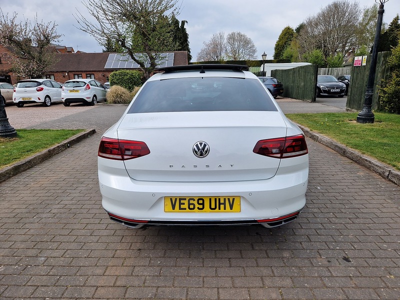 Volkswagen Passat TSI EVO R-Line - U11630