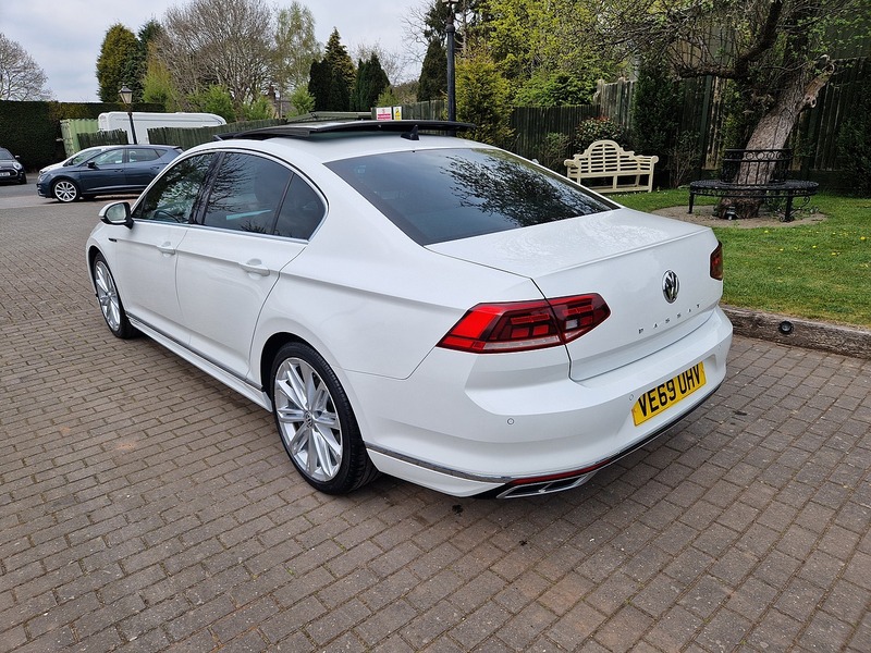 Volkswagen Passat TSI EVO R-Line - U11630