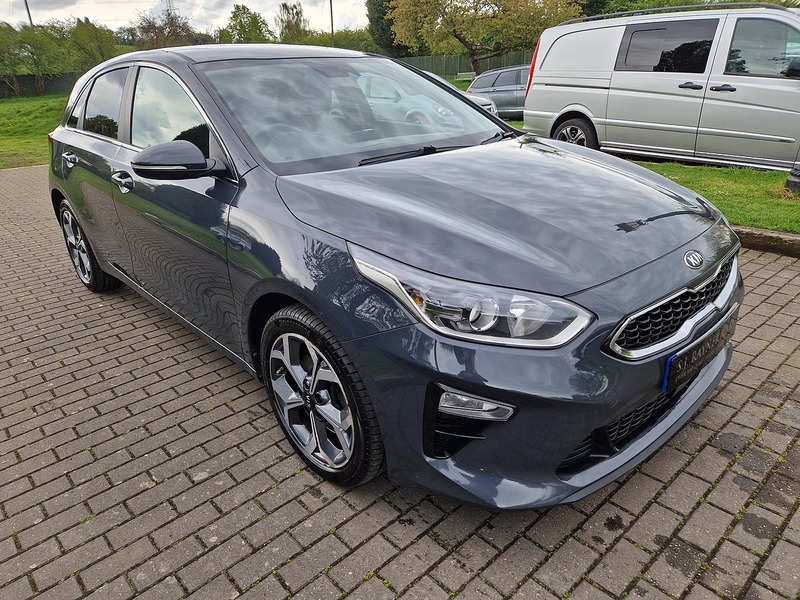 Kia Ceed CRDi 3 - U11642