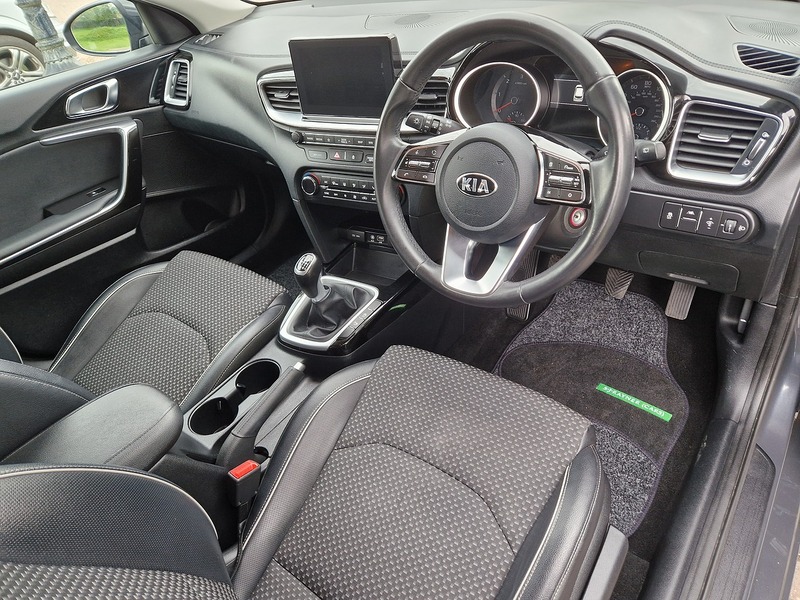 Kia Ceed CRDi 3 - U11642