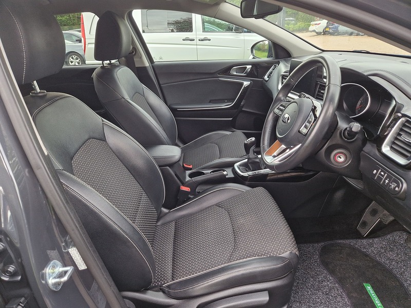 Kia Ceed CRDi 3 - U11642