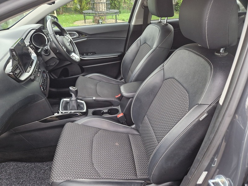 Kia Ceed CRDi 3 - U11642