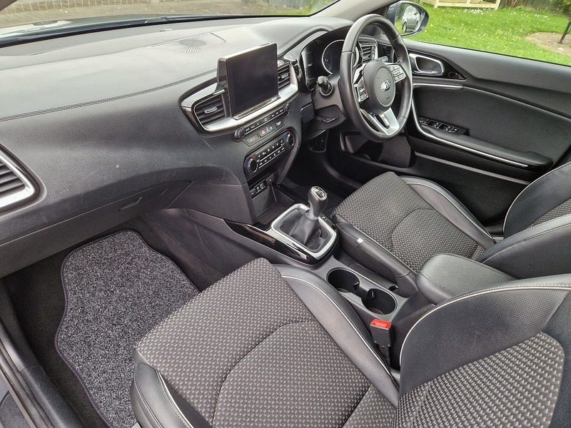 Kia Ceed CRDi 3 - U11642