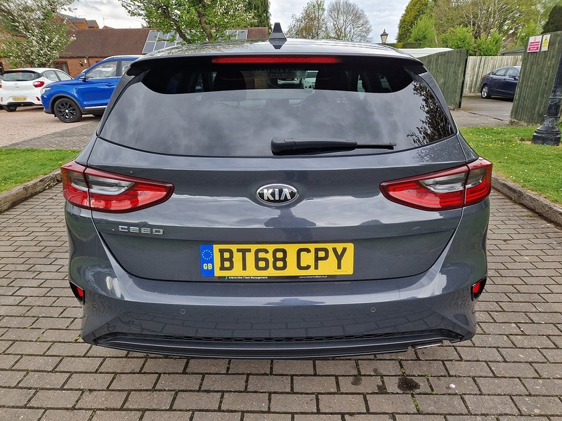 Kia Ceed CRDi 3 - U11642