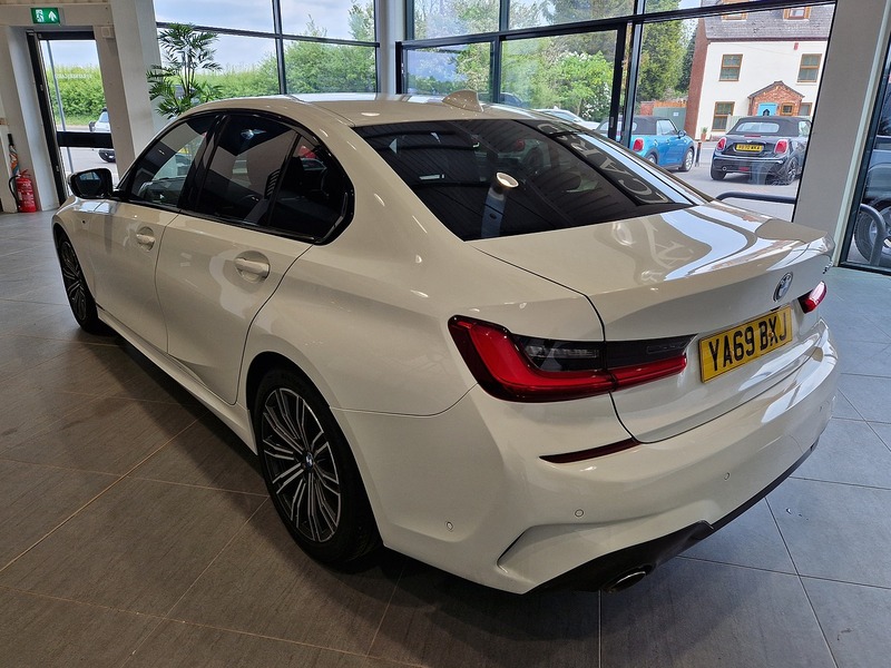 BMW 3 Series 320i M Sport - U11646