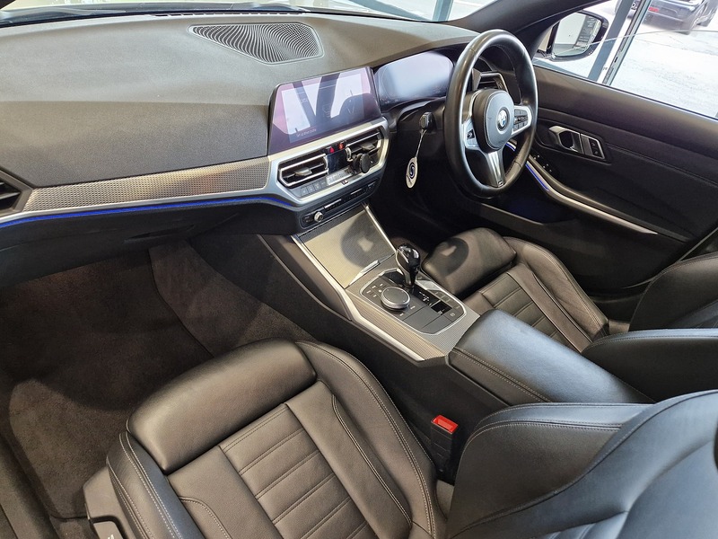 BMW 3 Series 320i M Sport - U11646