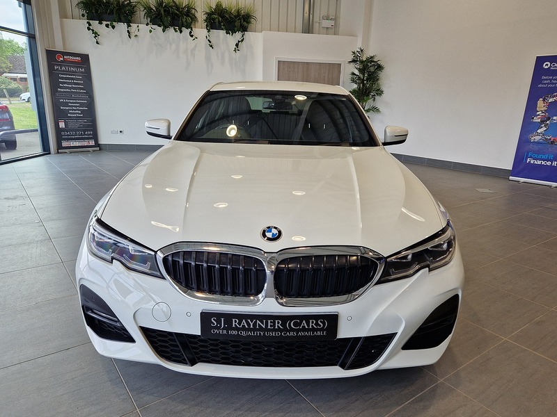 BMW 3 Series 320i M Sport - U11646