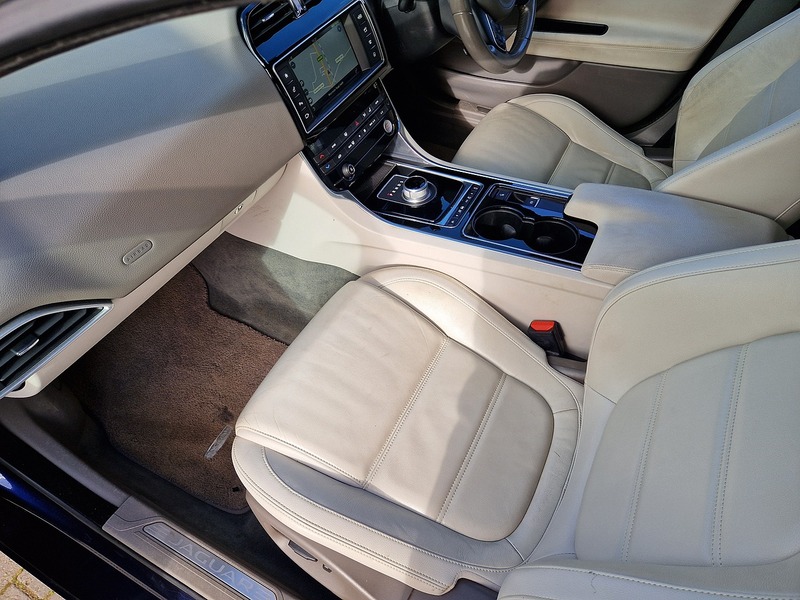 Jaguar XE GTDi Prestige - U11647