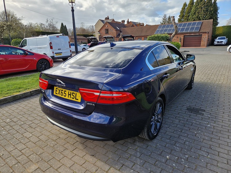 Jaguar XE GTDi Prestige - U11647