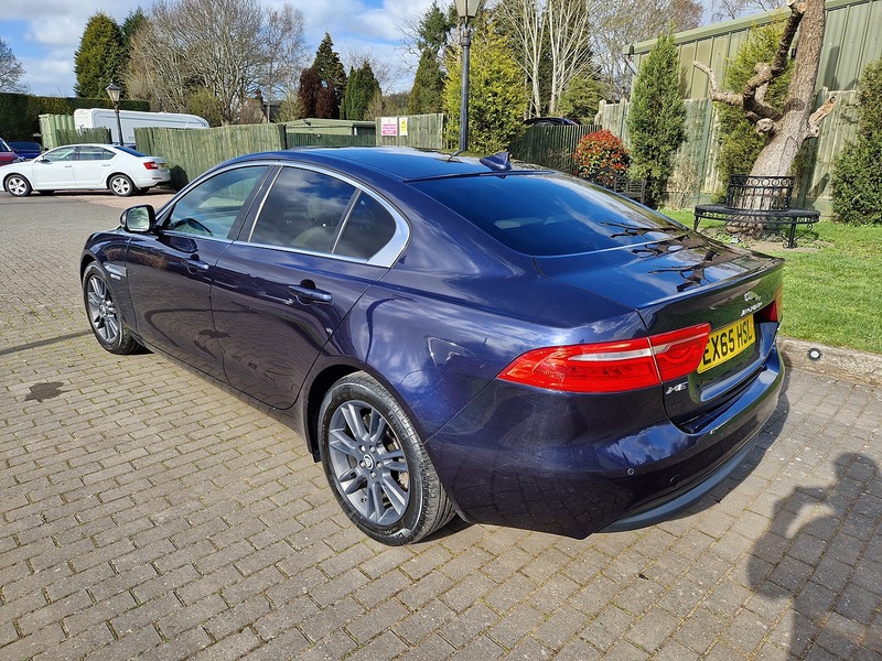Jaguar XE GTDi Prestige - U11647