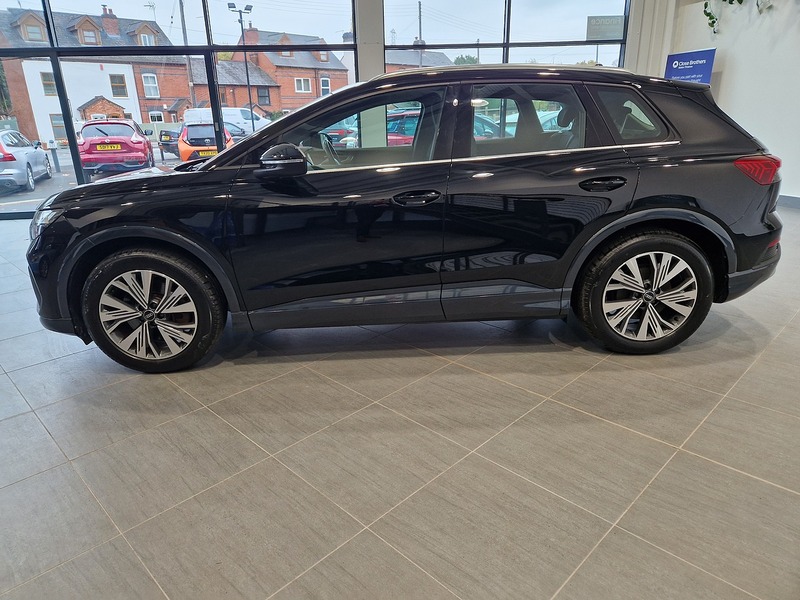 Audi Q4 e-tron Sport - U11652