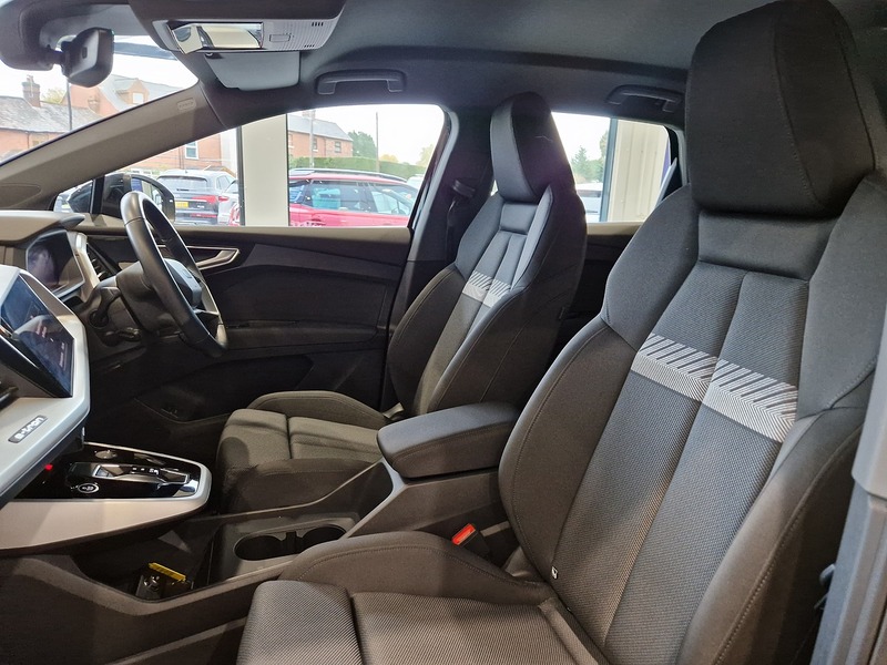 Audi Q4 e-tron Sport - U11652