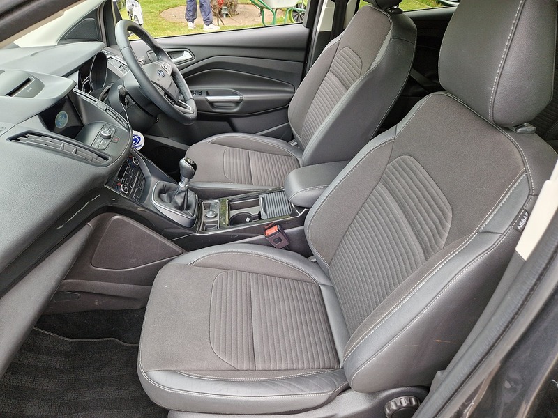 Ford Kuga TDCi EcoBlue Titanium Edition - U11654