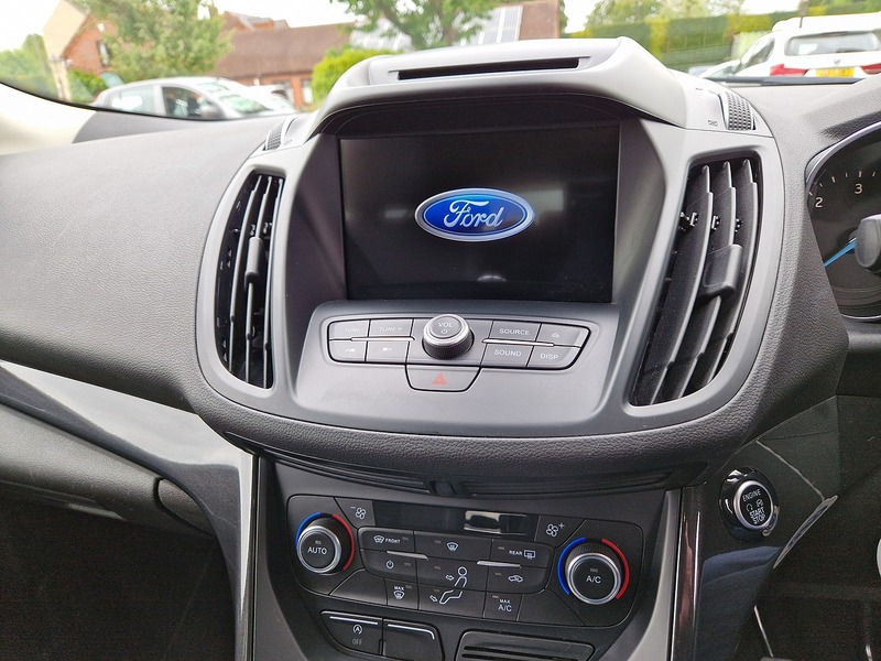 Ford Kuga TDCi EcoBlue Titanium Edition - U11654