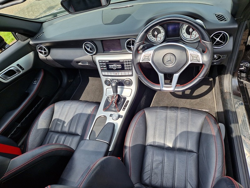 Mercedes-Benz SLK SLK200 AMG Sport - U11657