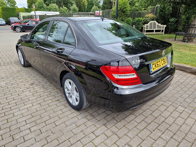 Mercedes-Benz C Class C180 BlueEfficiency Executive SE - U11665