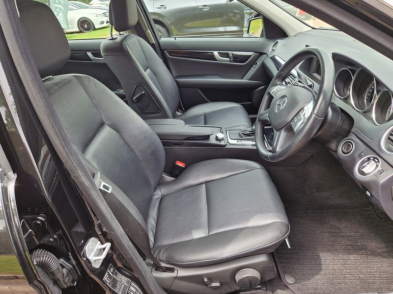 Mercedes-Benz C Class C180 BlueEfficiency Executive SE - U11665