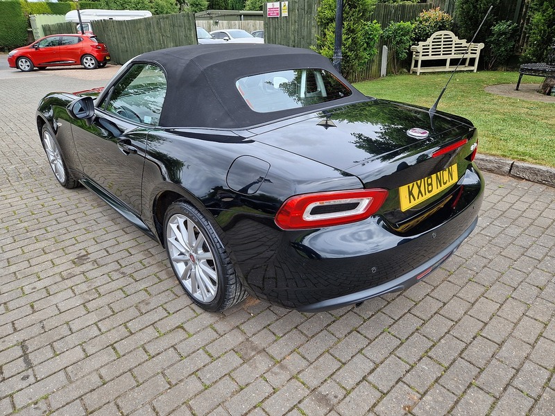 Fiat 124 Spider MultiAir Lusso - U11671