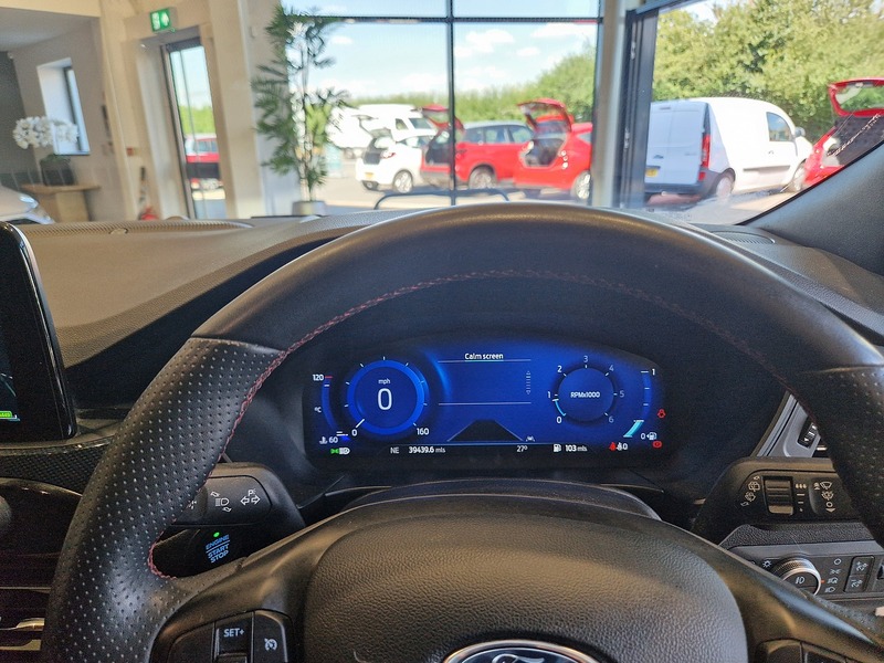 Ford Kuga EcoBlue ST-Line Edition - U11673