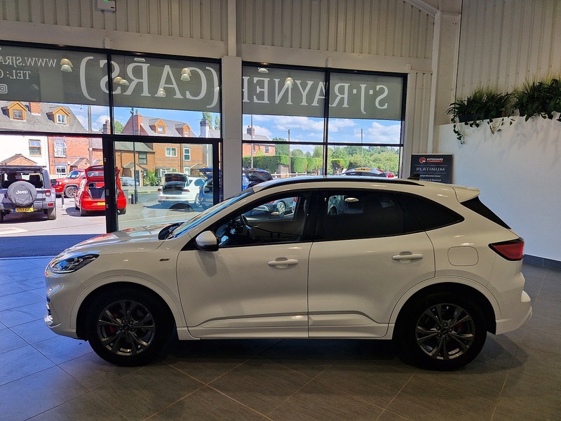 Ford Kuga EcoBlue ST-Line Edition - U11673