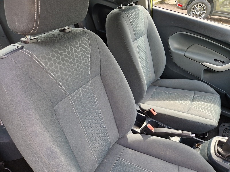 Ford Fiesta Zetec - U11681