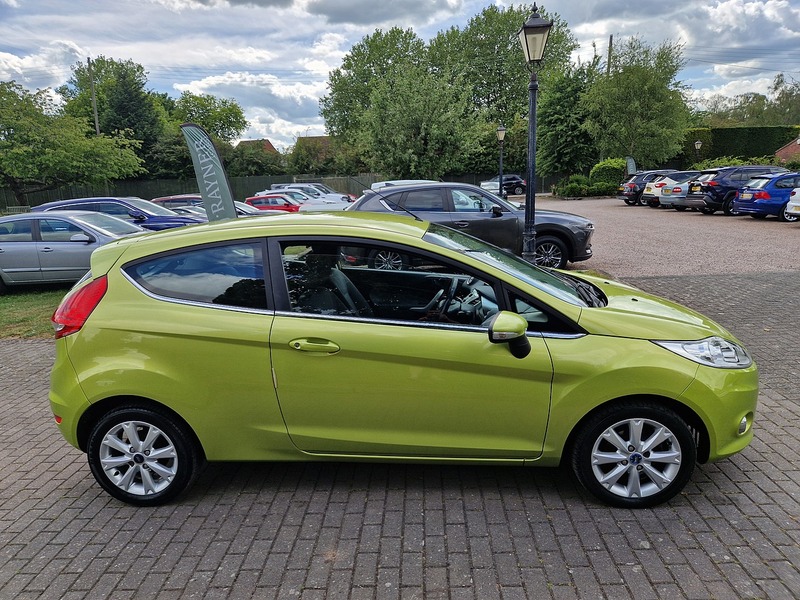 Ford Fiesta Zetec - U11681