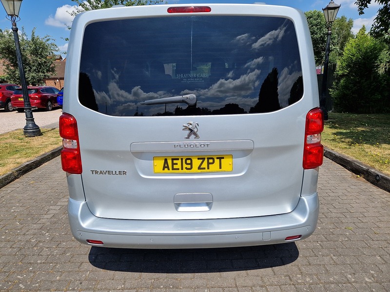 Peugeot Traveller BlueHDi Business - U11682